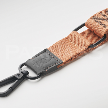 Austa kakla lente – telefona turētājs WOVEN CROSSBODY PU