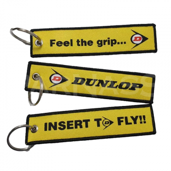 Austs vai izšūts auduma piekars