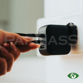 Lādētājs URBAN VITAMIN SANTA CRUZ 70W GAN CHARGER