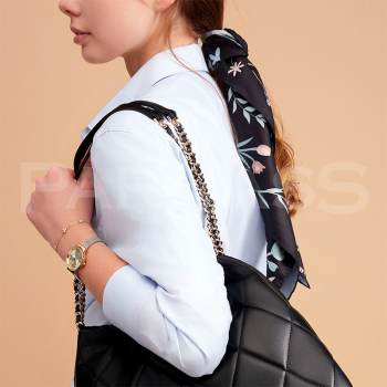 Lakats CACHAREL AMBRE