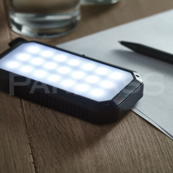 Solārais lādētājs POWEREIGHT 8000