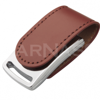 USB zibatmiņa ādas ietvarā